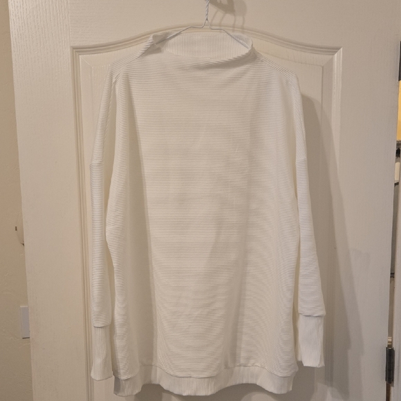 Tribal Tops - ⛱️Tribal Jeans White Mock Neck Ribbed Long Sleeve Top NWOT Size L